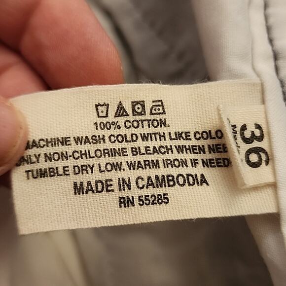 Express Pinstripe Shorts, Black, Size 36 - Picture 6 of 6